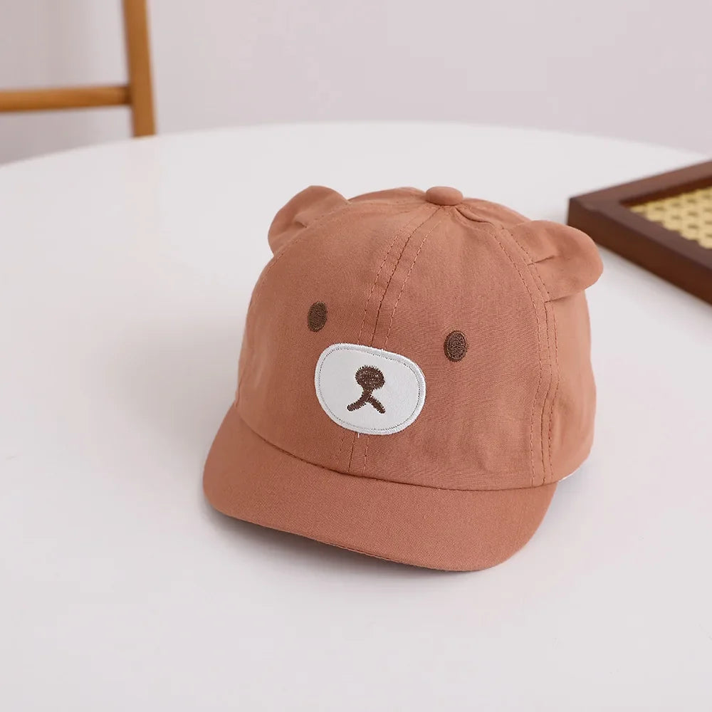Summer cap with fun animals