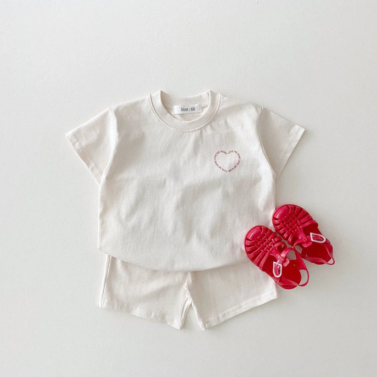 Set T-shirts and Pants Love Me More