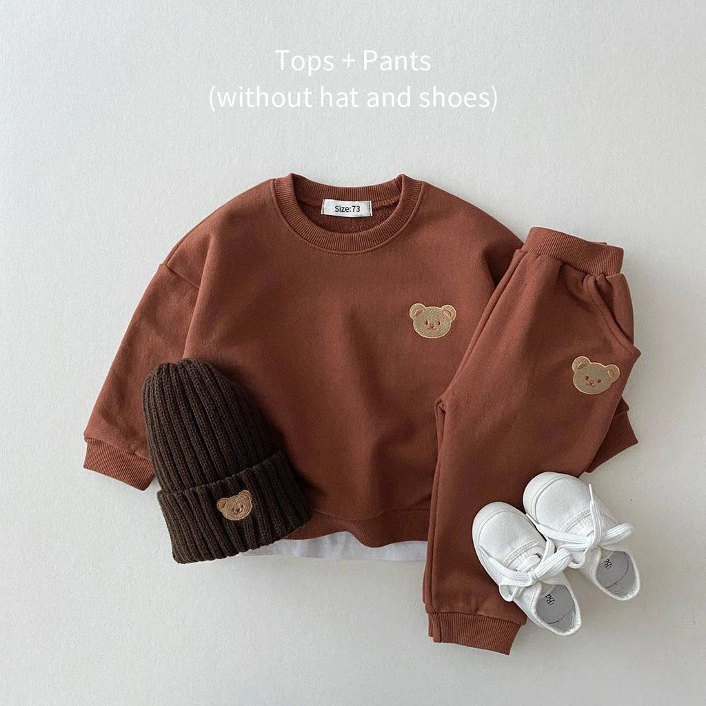Pants and Sweatshirt Set with Bear