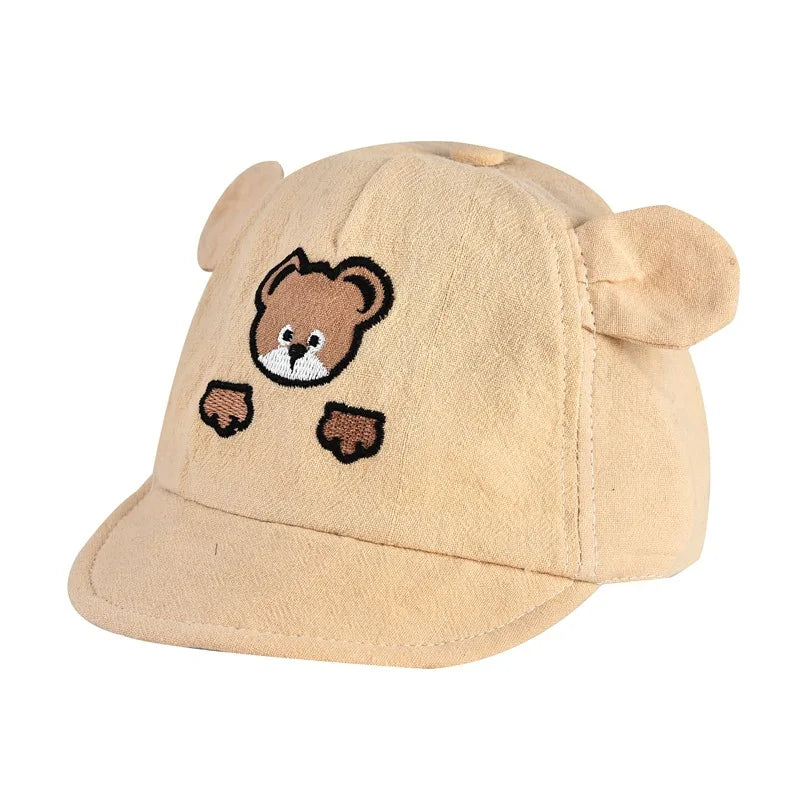 Summer cap with fun animals