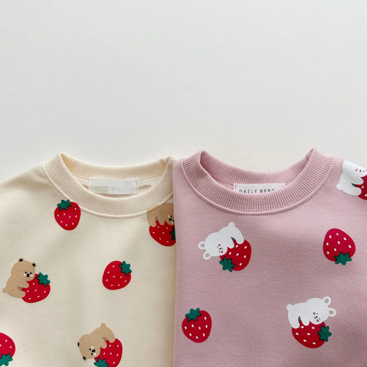 Pants and Sweatshirt Set Strawberries