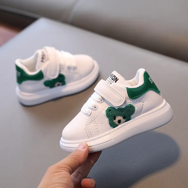 Sneakers with Velcro