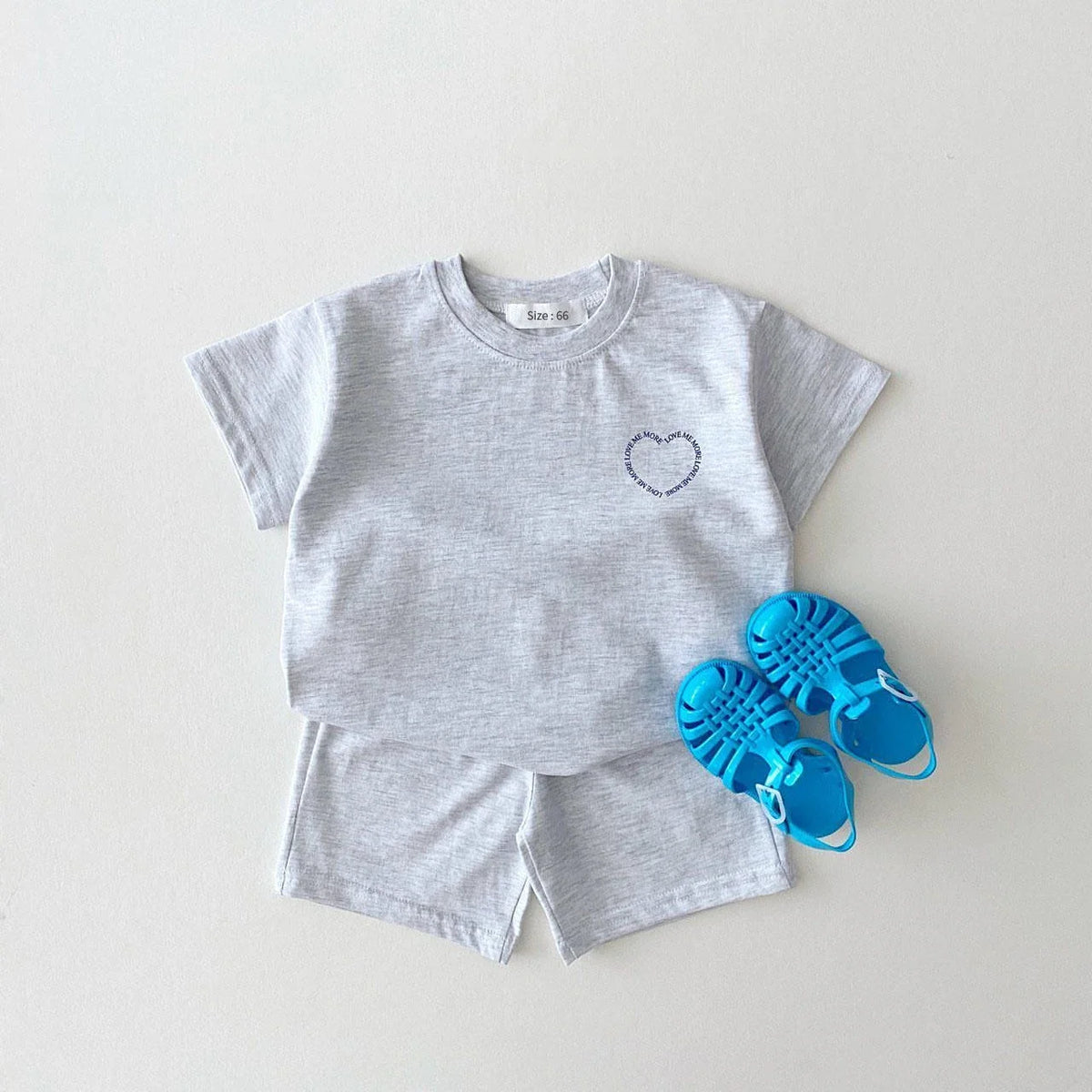 Set T-shirts and Pants Love Me More