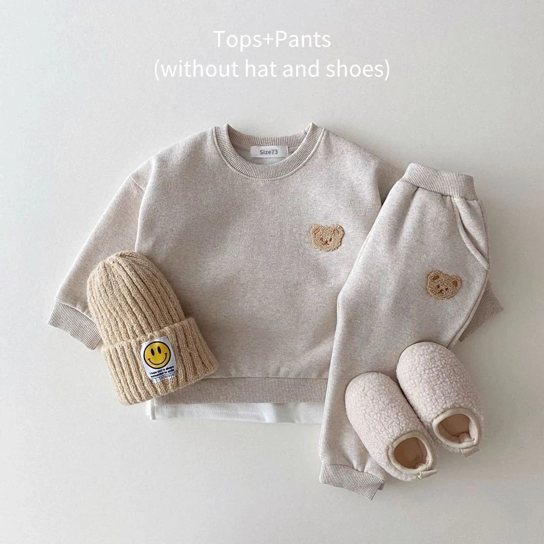 Pants and Sweatshirt Set with Bear