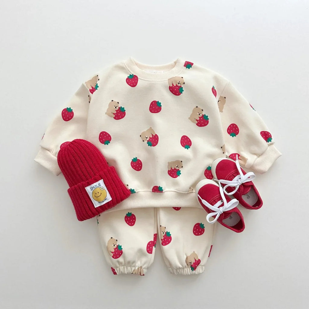 Pants and Sweatshirt Set Strawberries