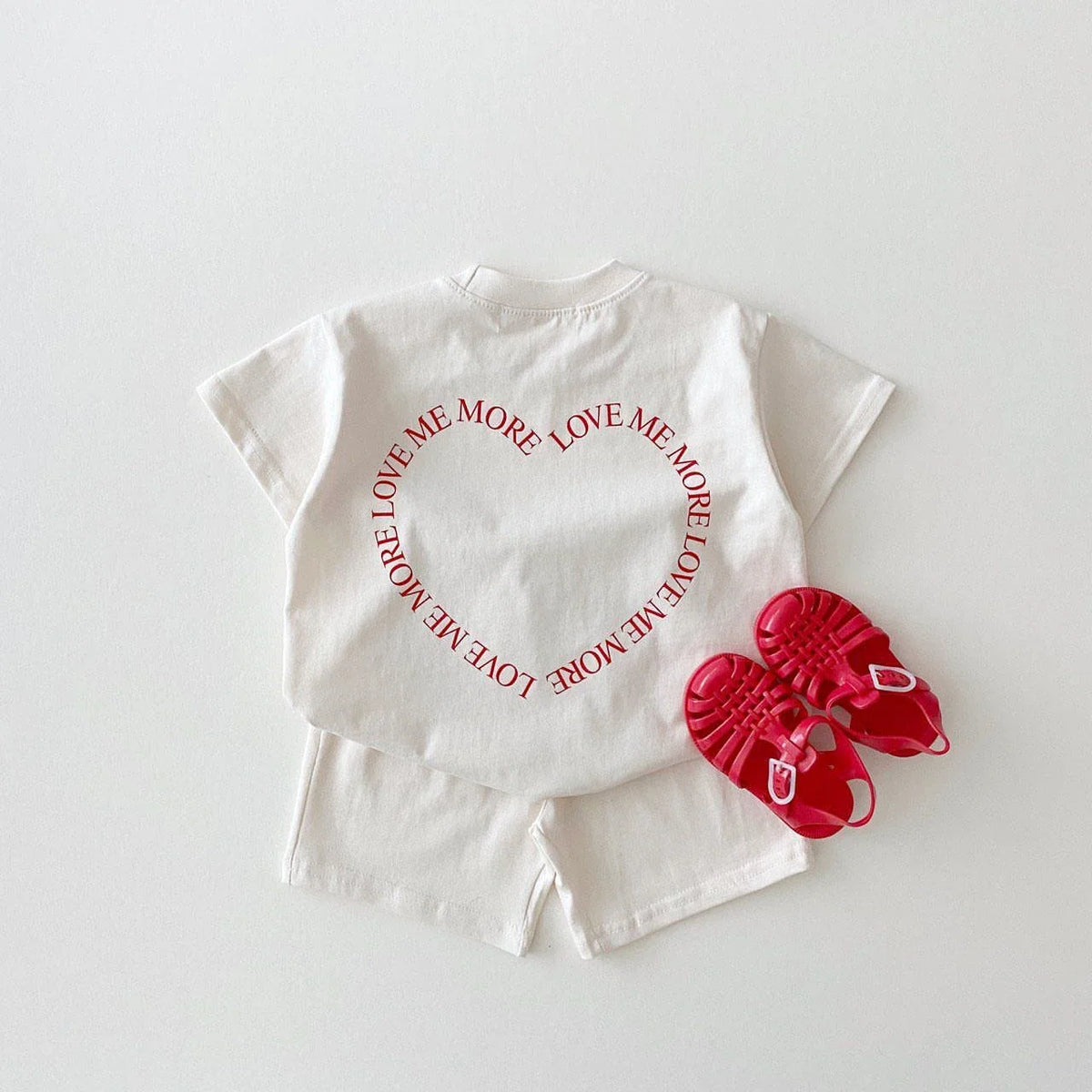 Set T-shirts and Pants Love Me More