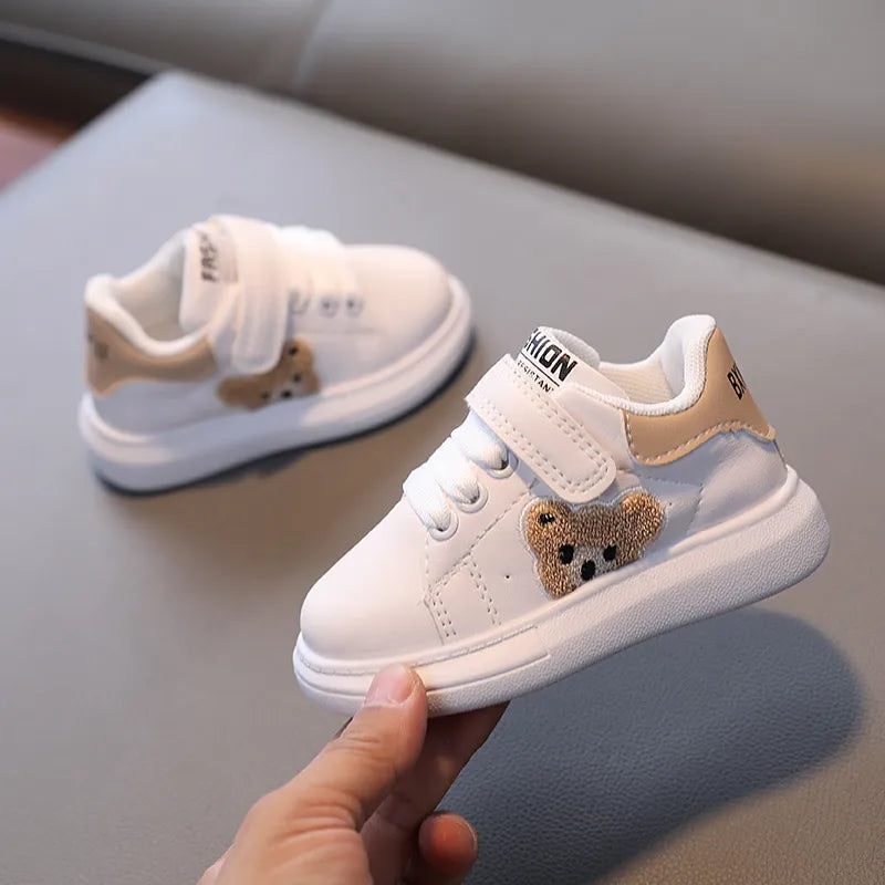 Sneakers with Velcro